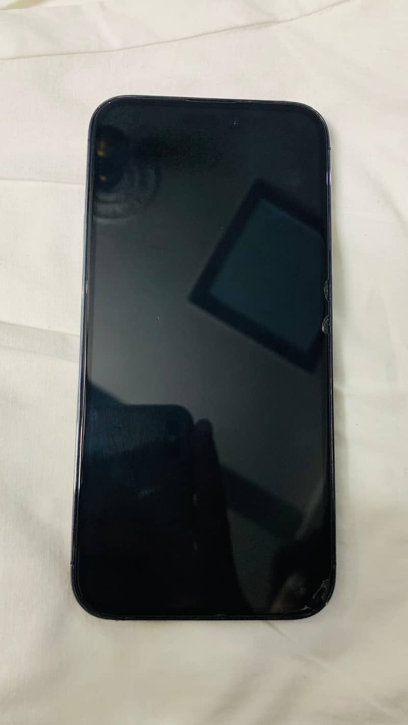 Apple iPhone 14 Pro Max 4
