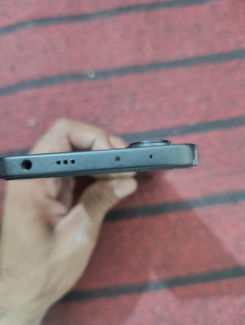 Xiaomi Redmi Note 13 1