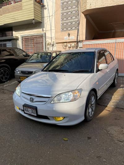 Honda Civic Prosmetic 2004
