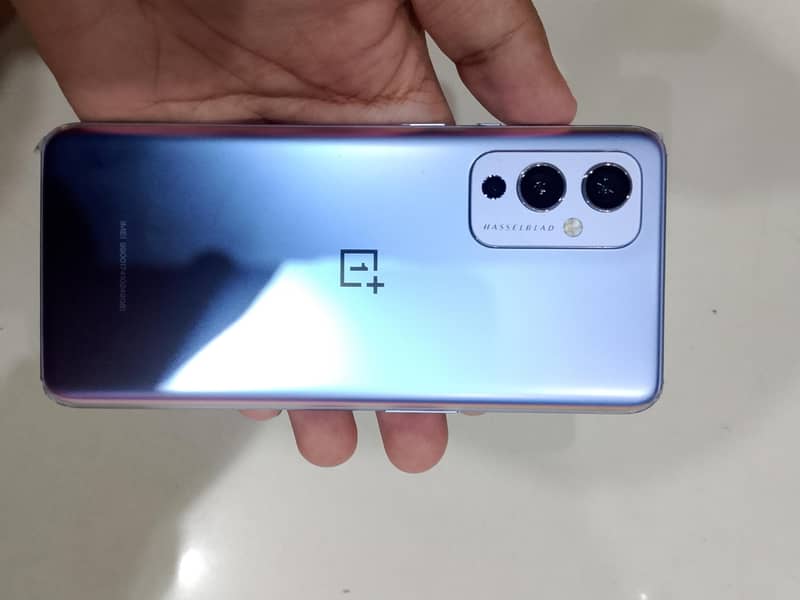 One Plus 9 5 G 1