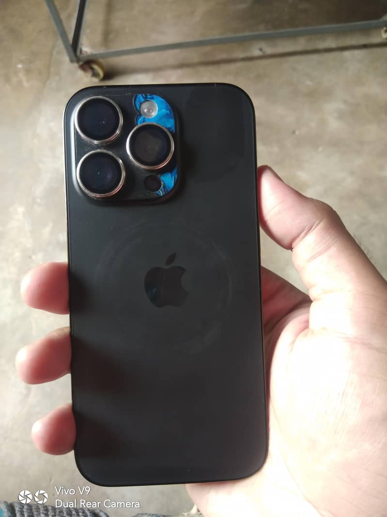 Apple iPhone 14 Pro 1