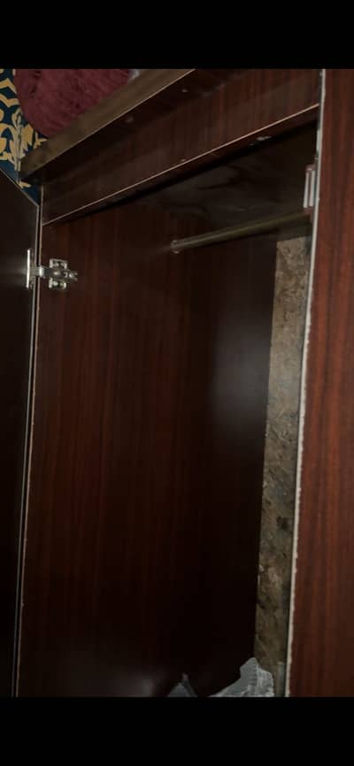 2 door with 2 locker 2 without lock wardrobe