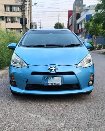 Toyota Aqua 2012 in immaculate condition
