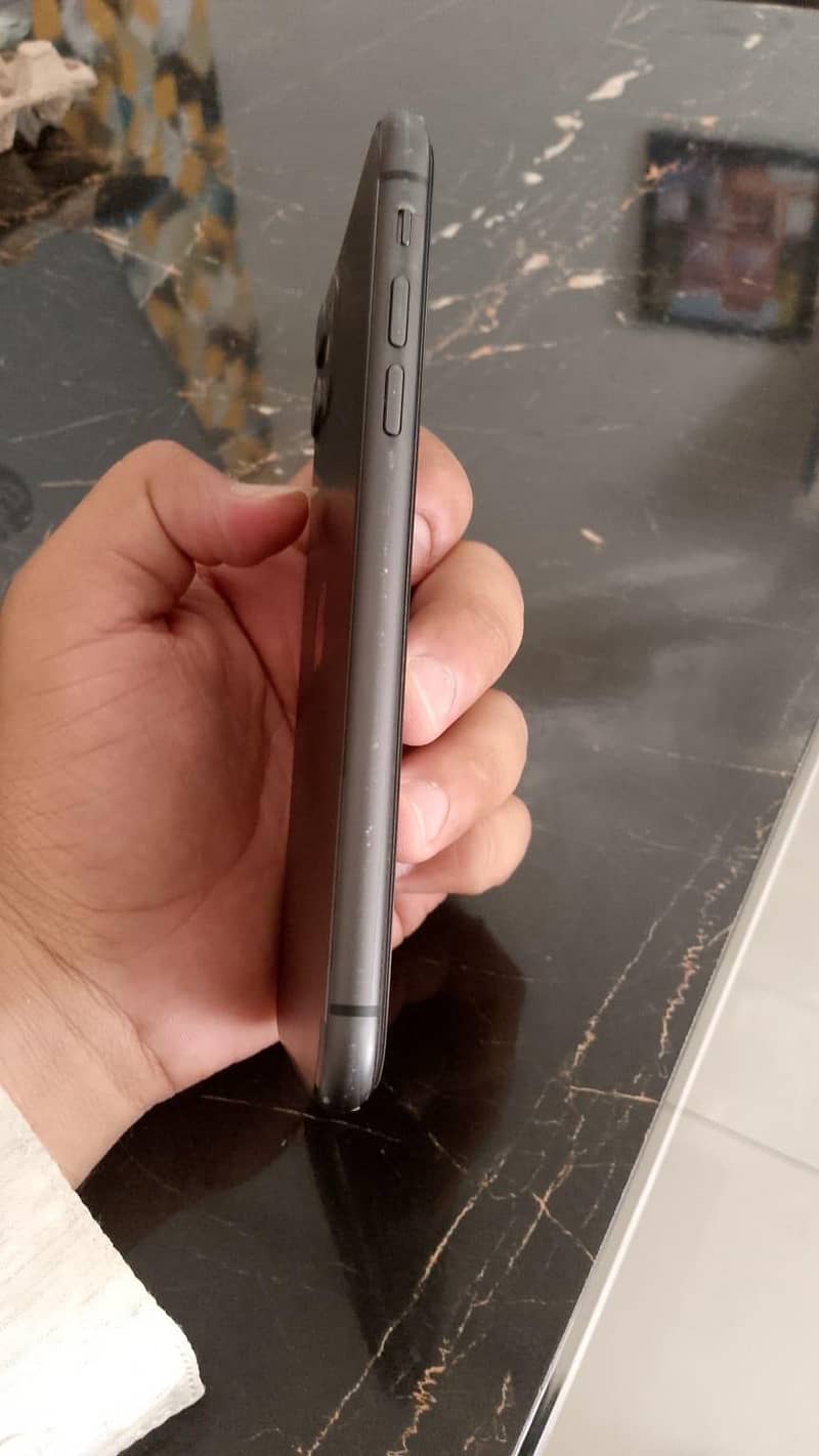Apple iPhone 11 1