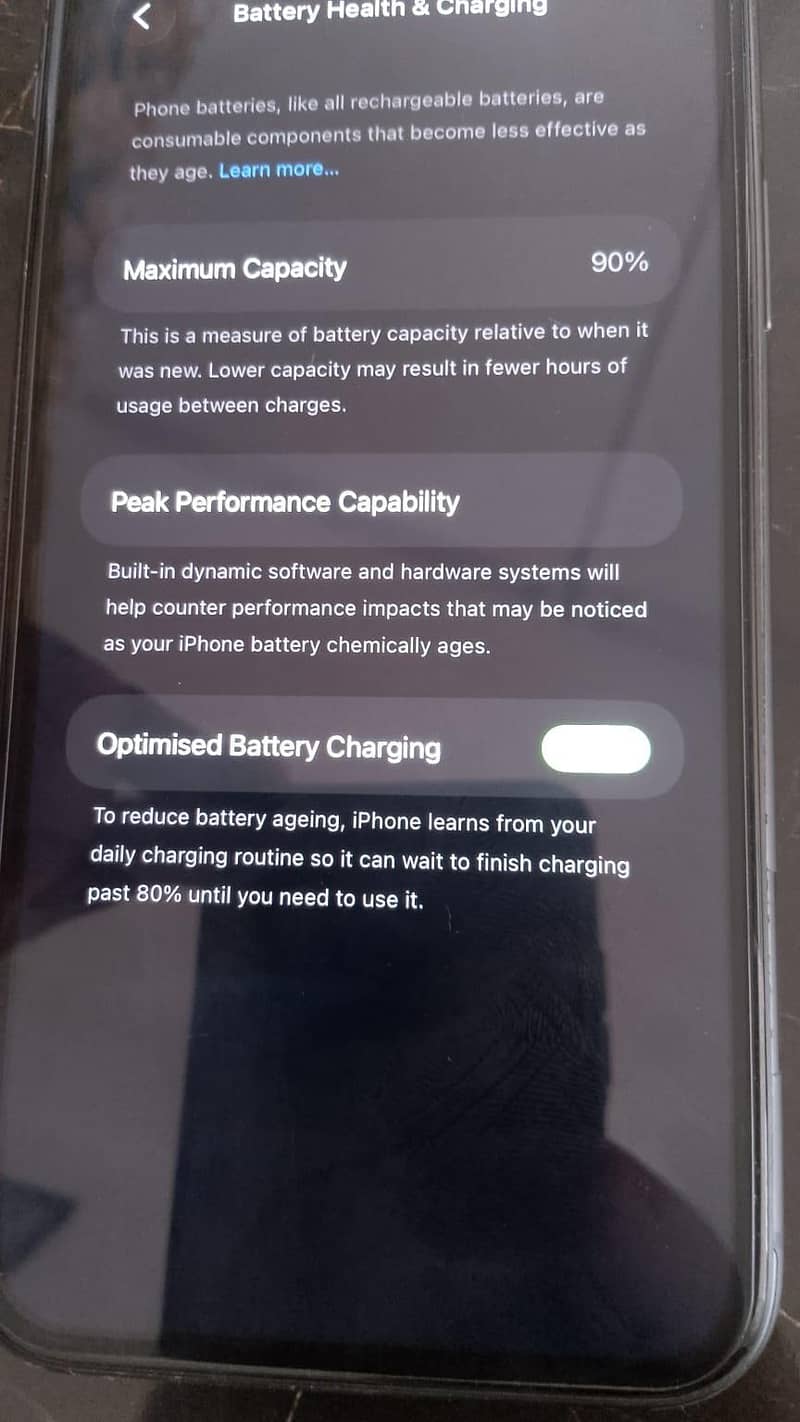 Apple iPhone 11 4