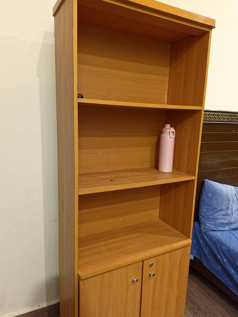 shelf 0