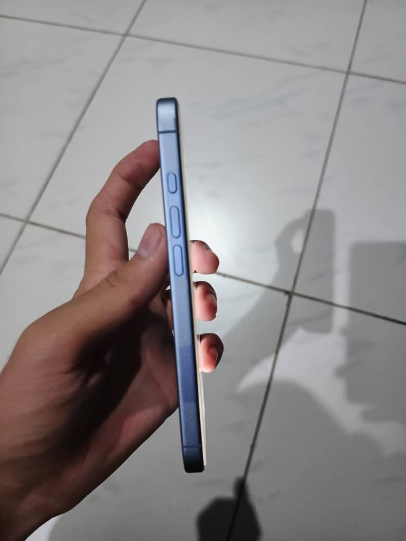 Apple iPhone 17 3