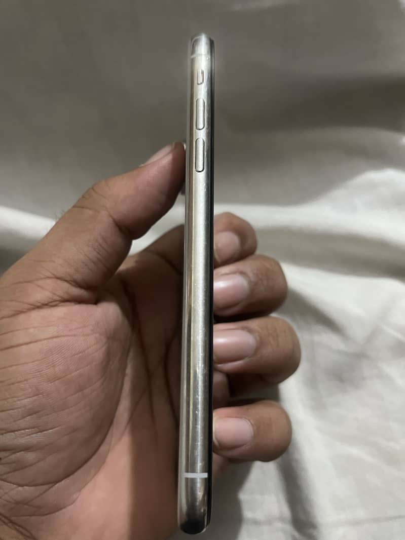 Apple iPhone X 2