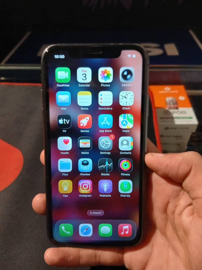 Apple iPhone 11 6