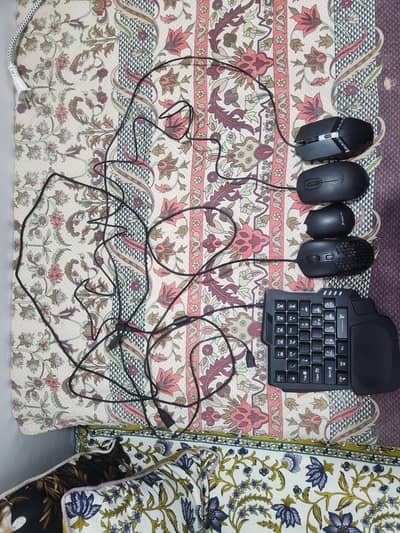 3 mouses with a keyboard all-working condition no damaged