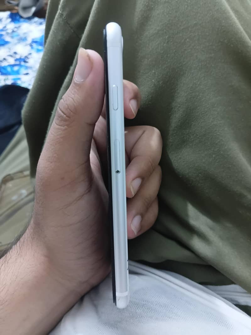 Apple iPhone SE 2