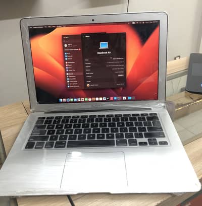 Apple MacBook Air 13" (2014) - Core i5 / 4GB / 128GB SSD