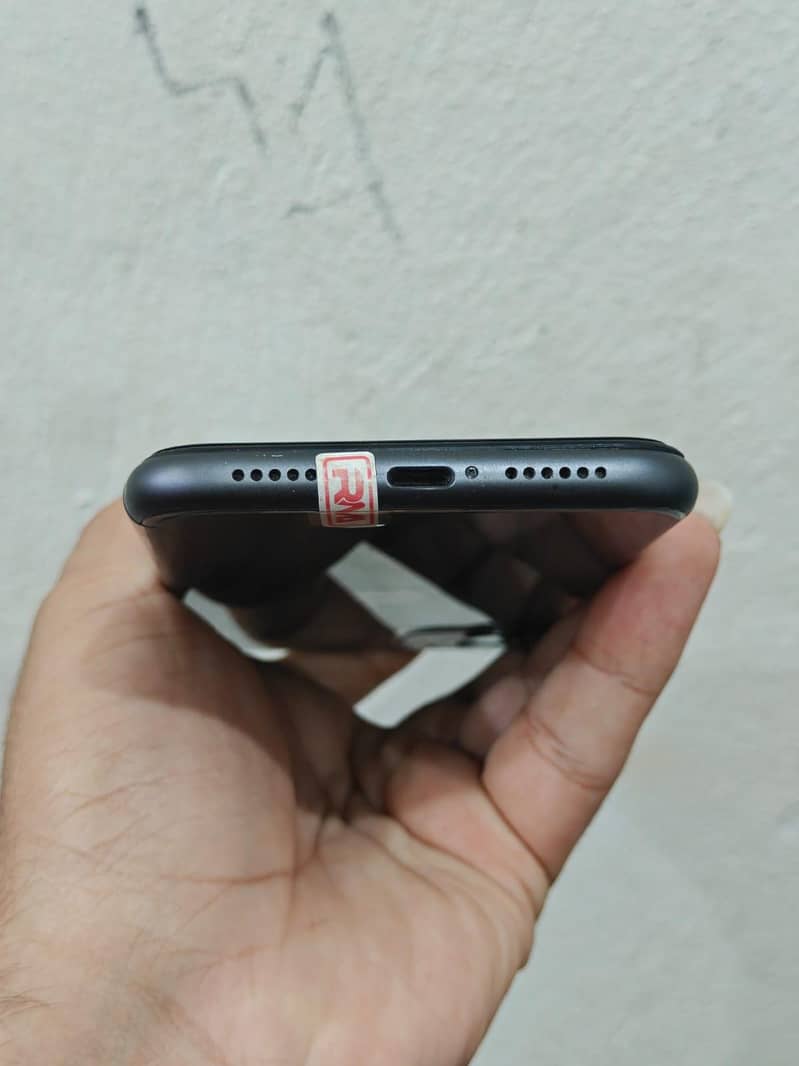 Apple iPhone 11 1