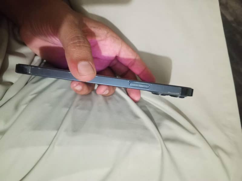Apple iPhone 12 Pro Max 5