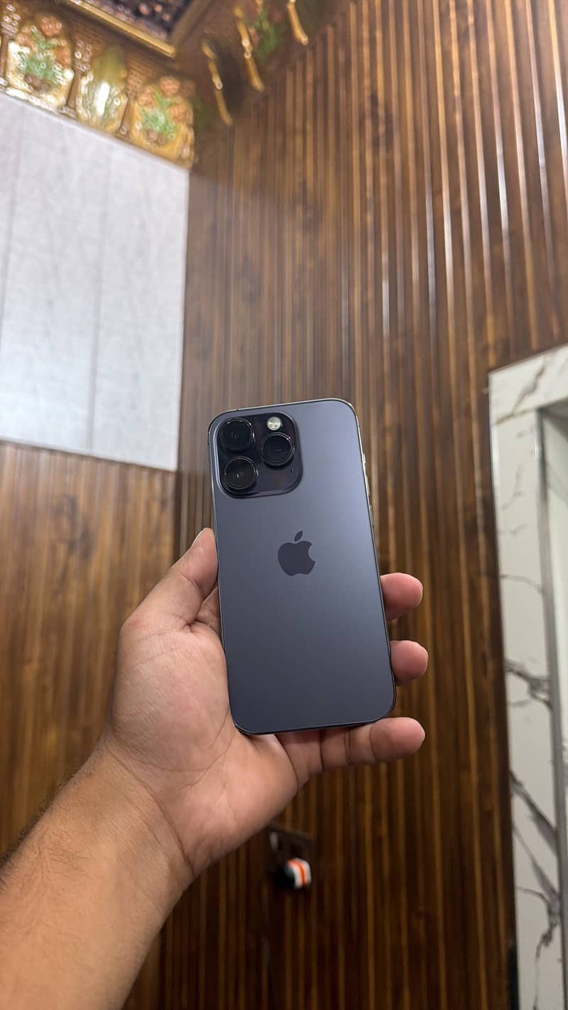Apple iPhone 14 Pro 0