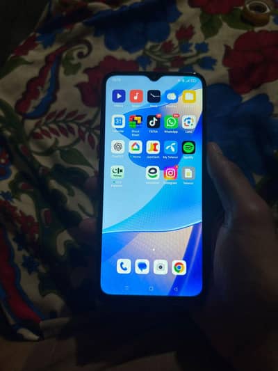 OPPO A16 10/8.5 urgent sale 03476401371