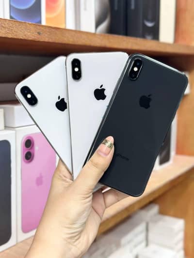 i Phone 8plus, 11,12,13,14,15 pro max on instalment Whatsap 3260768968