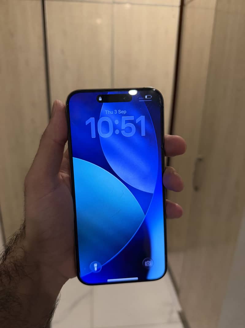Apple iPhone 15 Pro Max 1