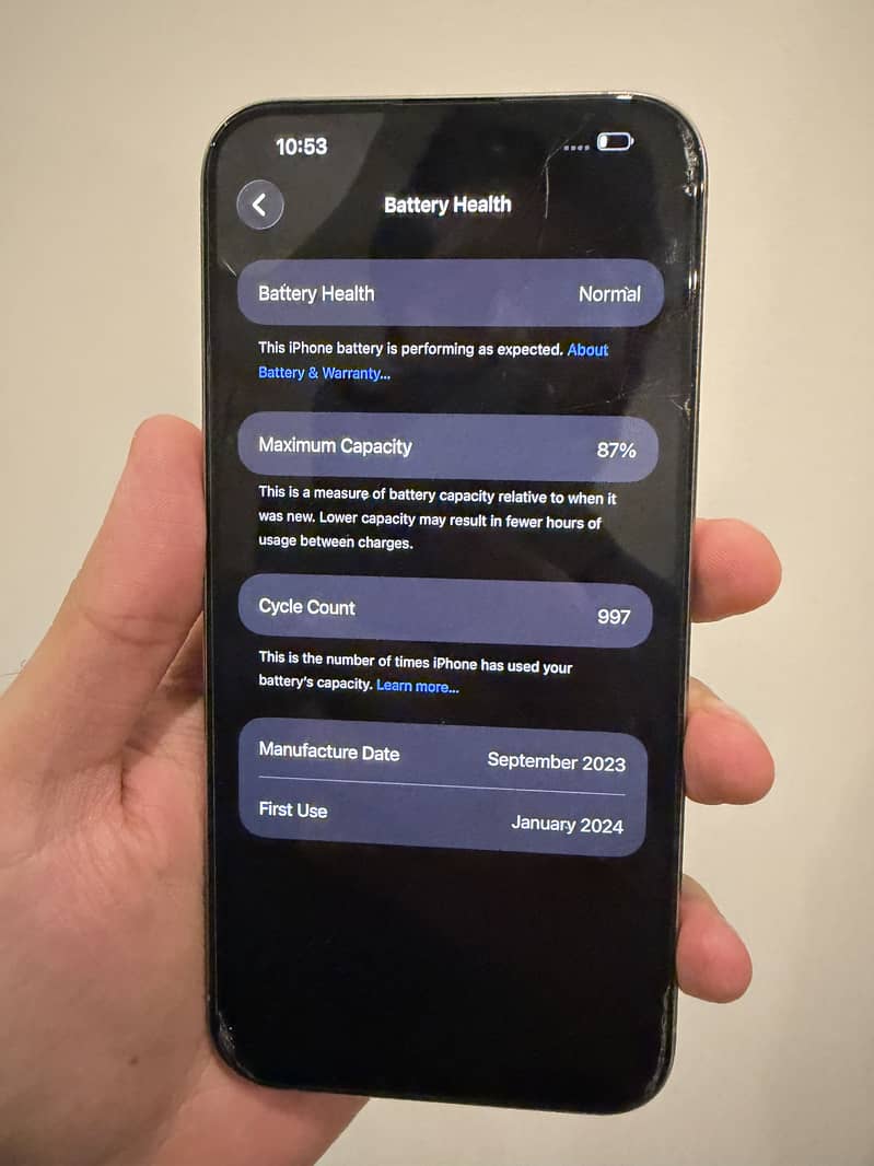 Apple iPhone 15 Pro Max 2