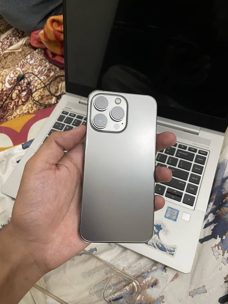 Apple iPhone 13 Pro 3