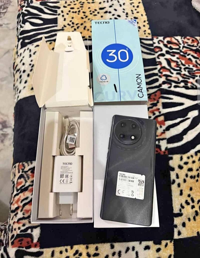 Tecno CAMON 30S 0