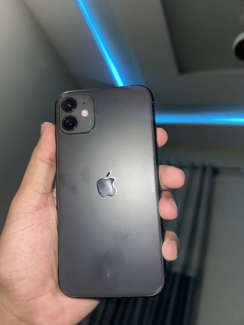 Apple iPhone 11 3