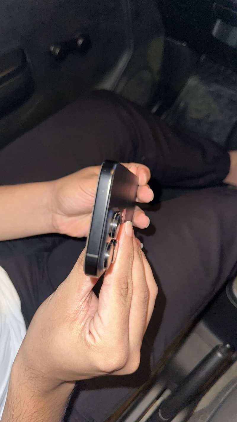 Apple iPhone 16 Pro 5