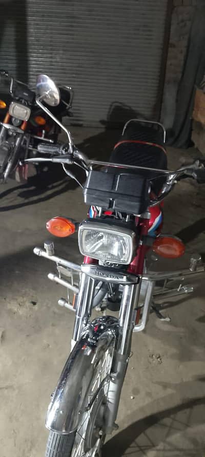 HONDA CG125