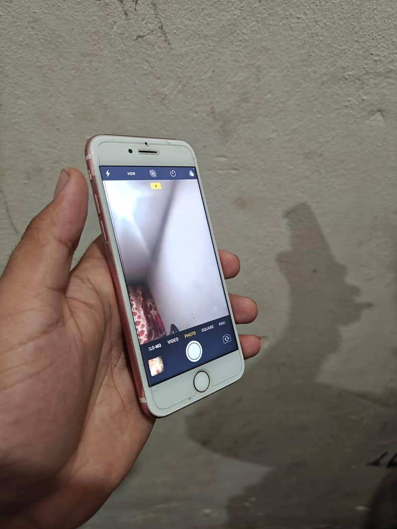 Apple iPhone 7 5