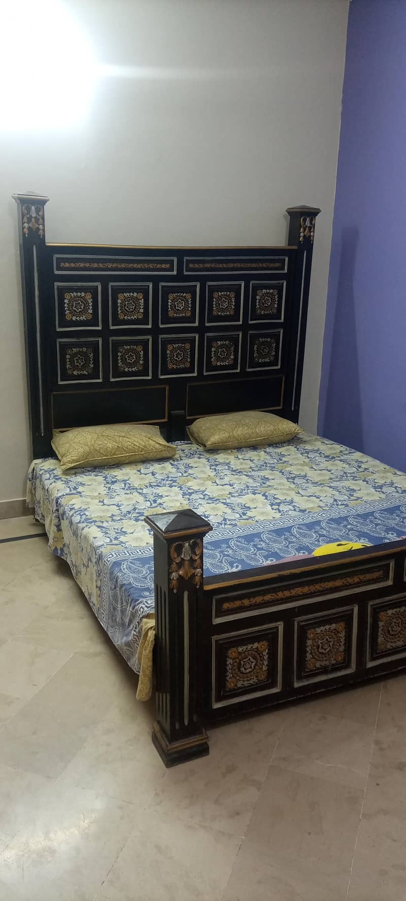 king Size Bed 1