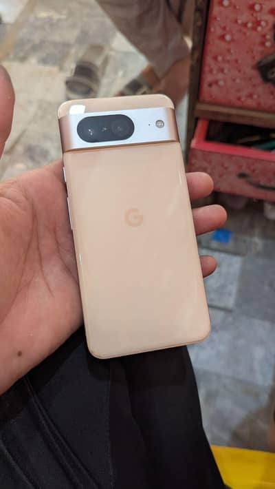 Google Pixel 8