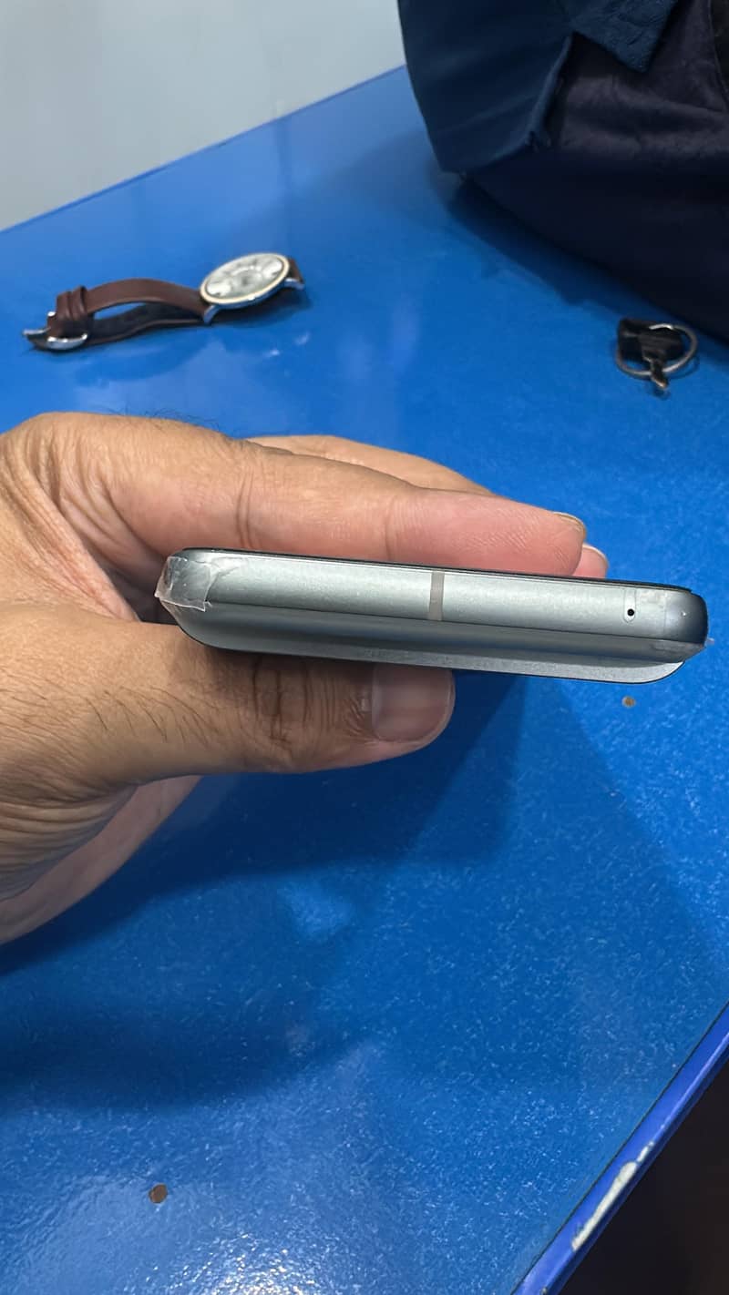 Google Pixel 8 3