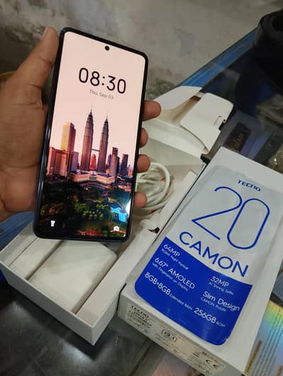 Tecno CAMON 20