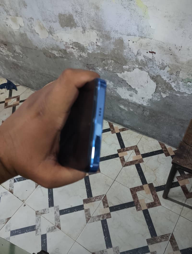 Tecno CAMON 20 7
