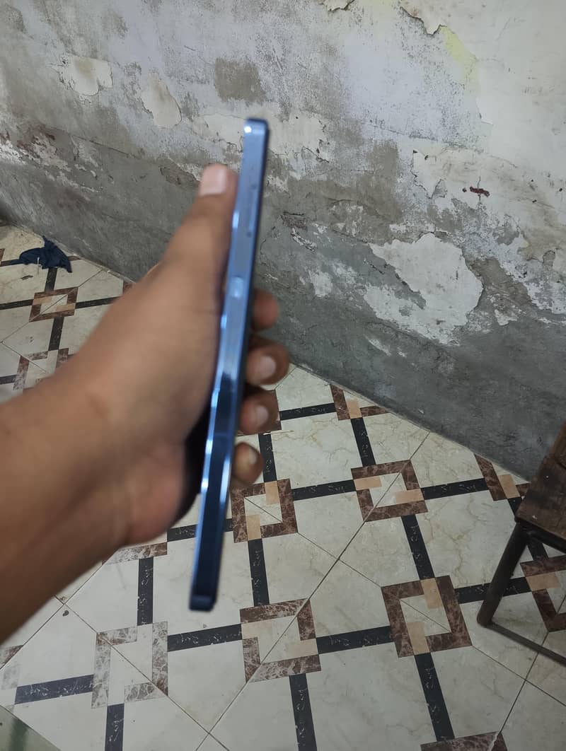 Tecno CAMON 20 10