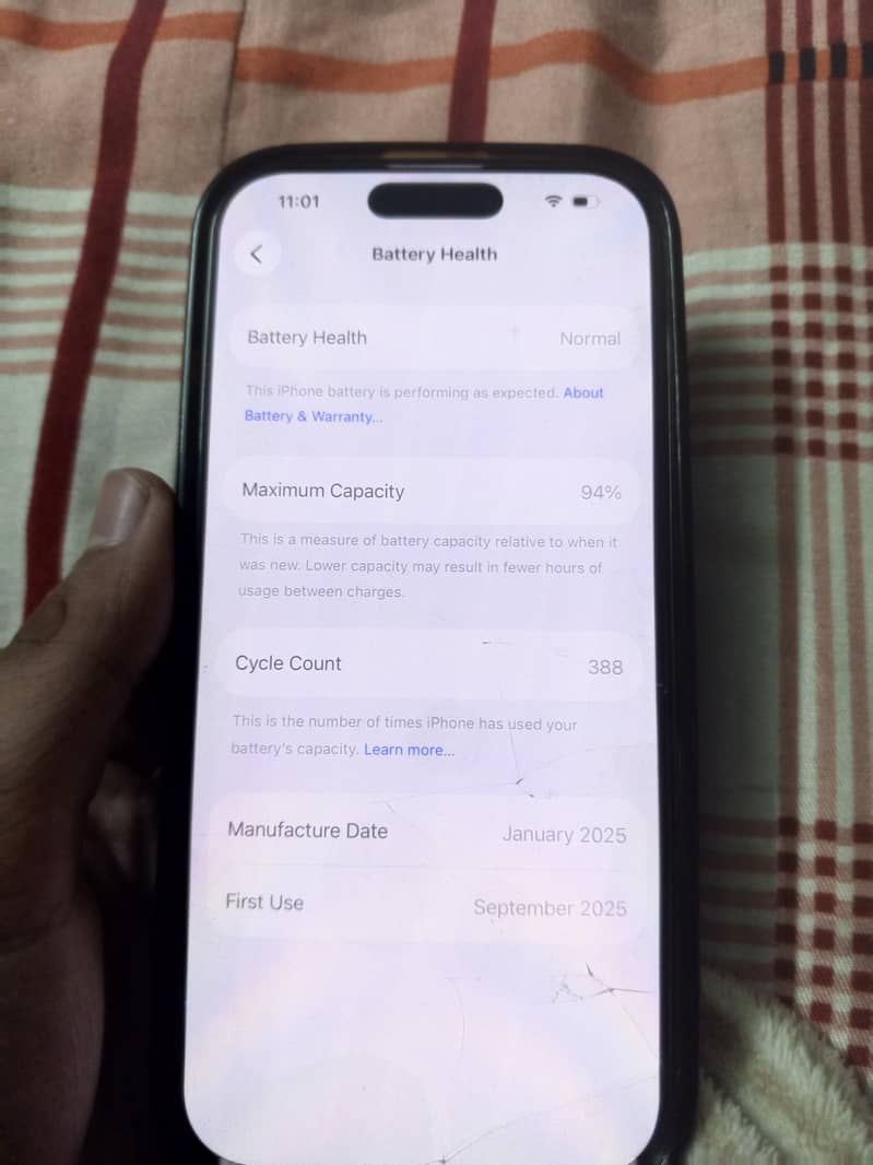 Apple iPhone 16 Pro 2
