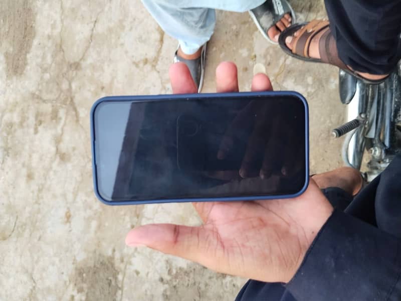 Apple iPhone 13 Pro 0