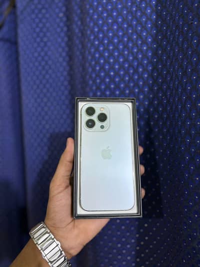 Apple iPhone 13 Pro