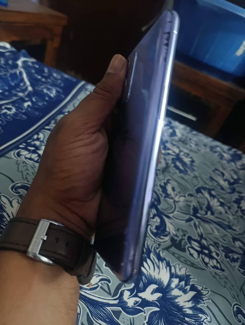 One Plus 9 5G 3