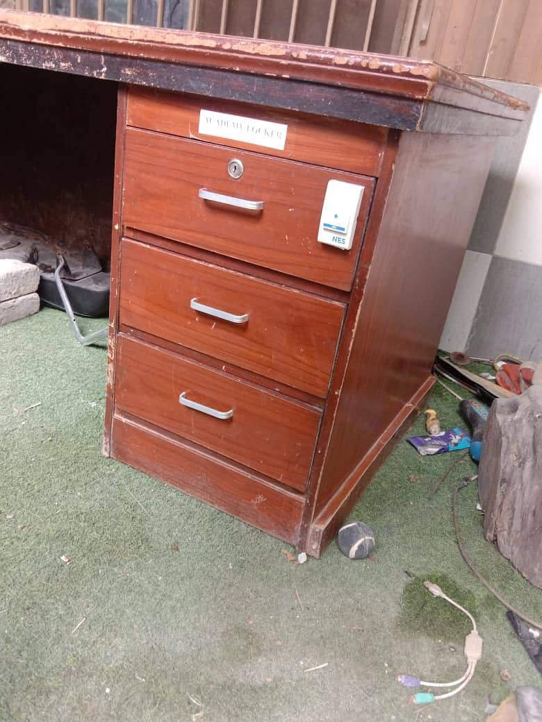 Used large office table 1