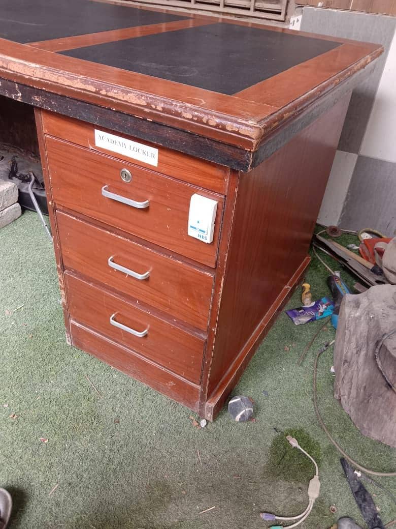Used large office table 4