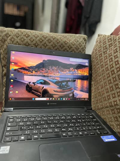 Dynabook s73/fs
