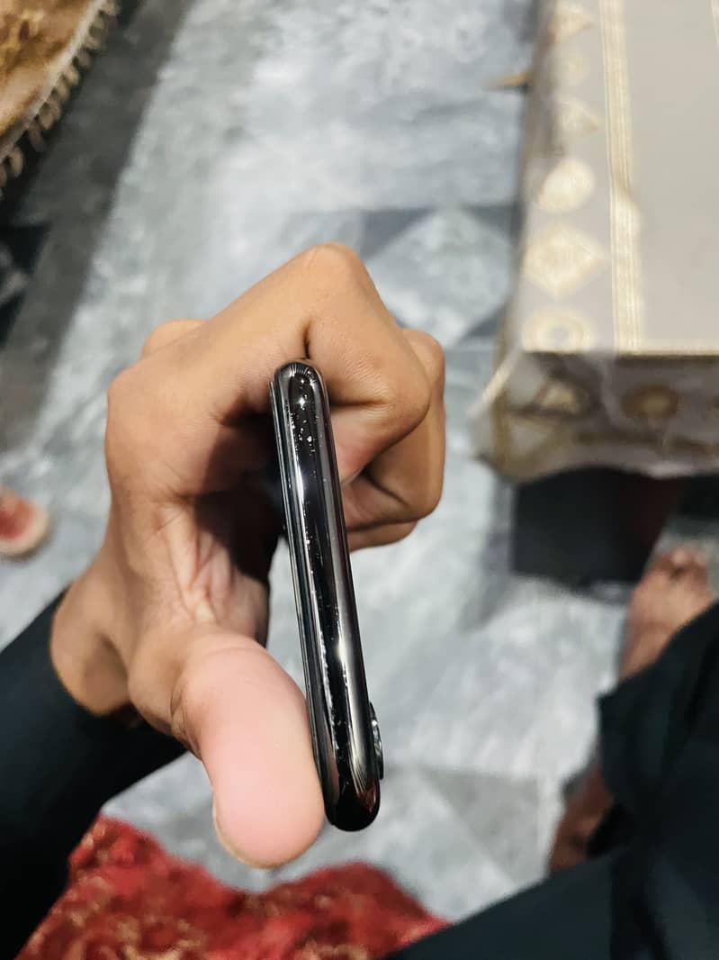 Apple iPhone X 2