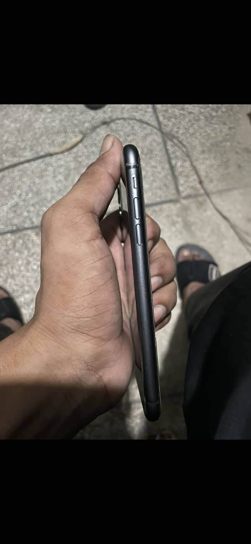 Apple iPhone 11 4