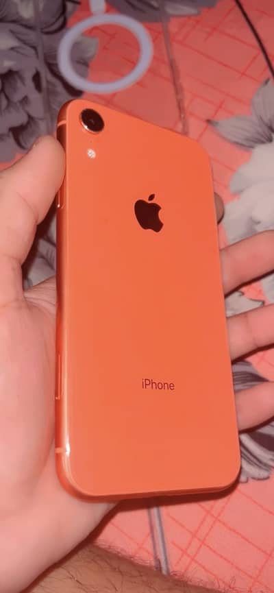 Apple iPhone XR