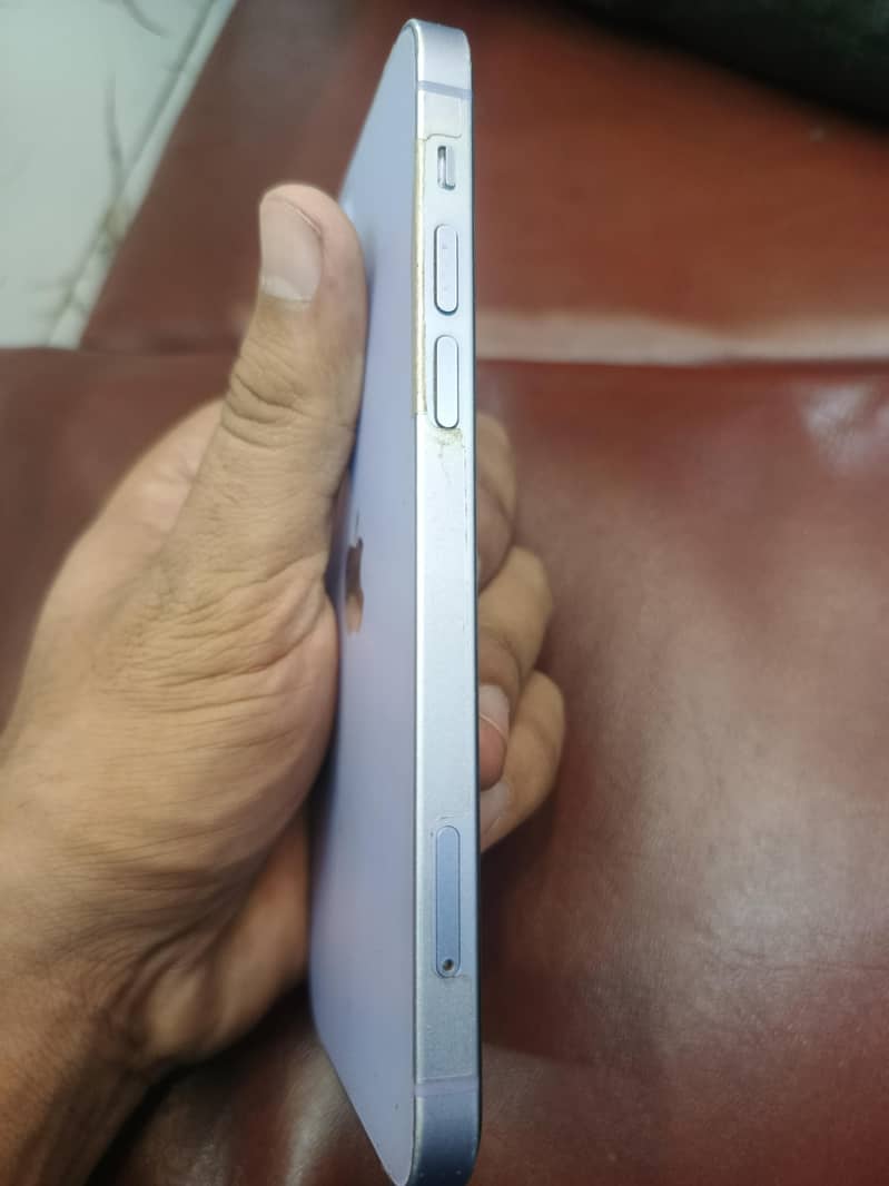 Apple iPhone 12 2