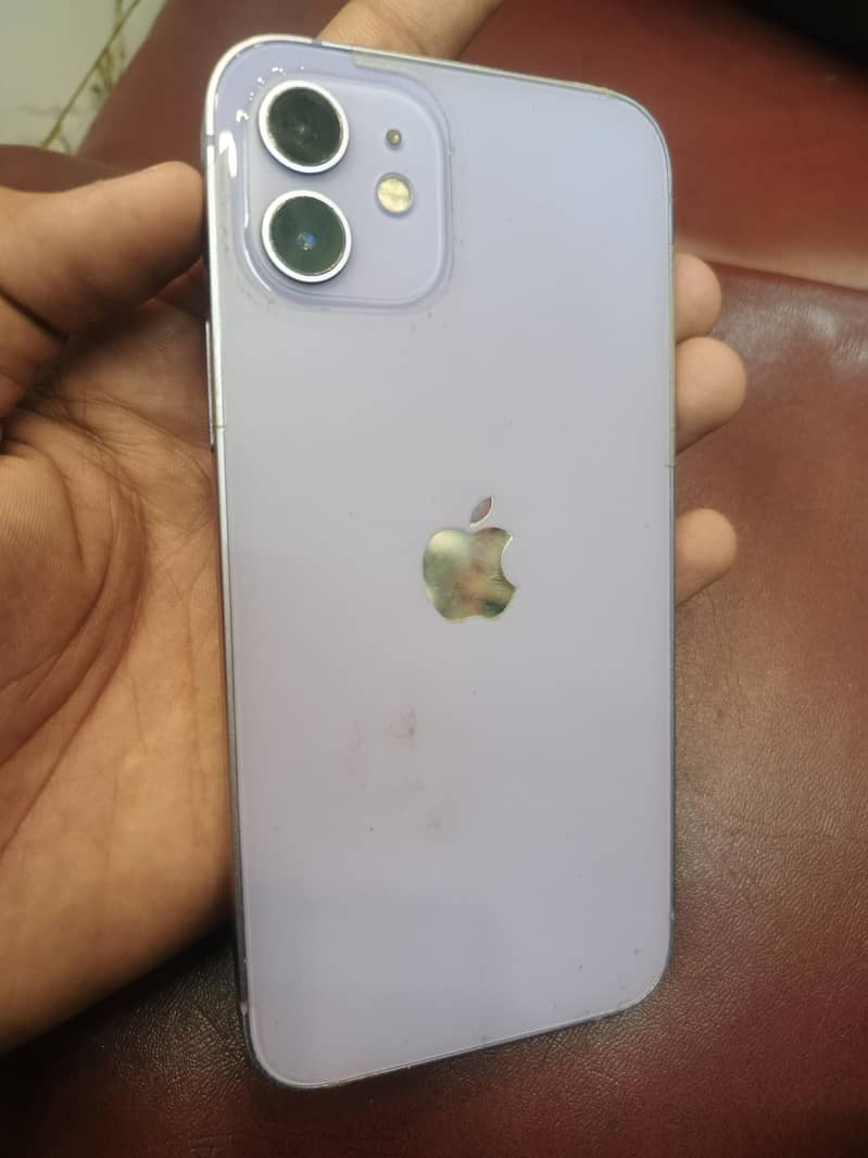 Apple iPhone 12 3
