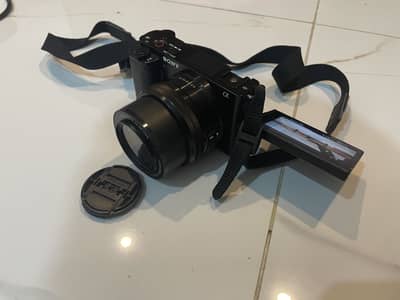 Sony ZV-E10 Mirrorless Digital Camera