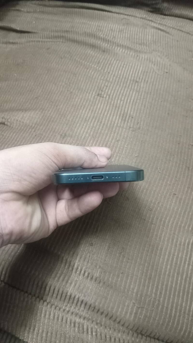 Apple iPhone 15 Pro 5