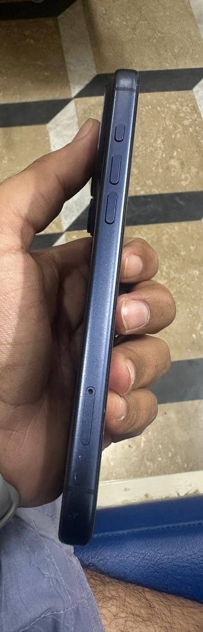 Apple iPhone 17 Pro Max 3